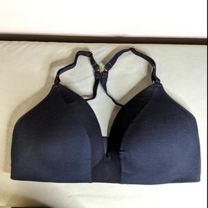 Lively Bra 38D No Wire, All day Deep V